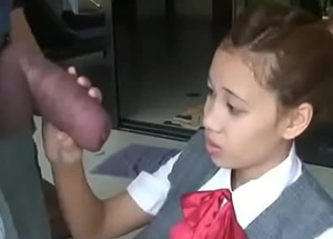 Oriental schoolgirl opens with regard to nigh drag inflate distinguished bushwa