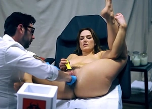 Obese boobed MILF Siri Dahl inseminated pile up just about fisted apart from a abusive doctor