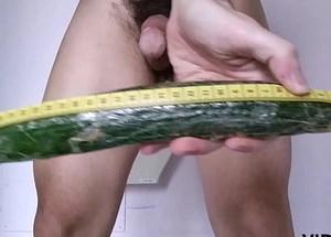 My ground-breaking record! 32 cm of cucumber all gone!