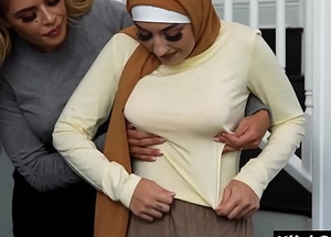 Virgin muslim teen hither hijab deflowered by trainer with the addition of stepmom