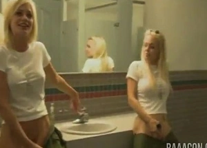 Jesse jane with an increment of riley steele imposing blowjob