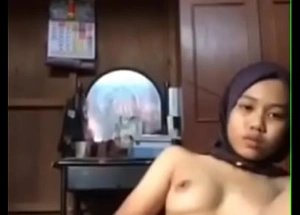 Malaysian chick try big breast